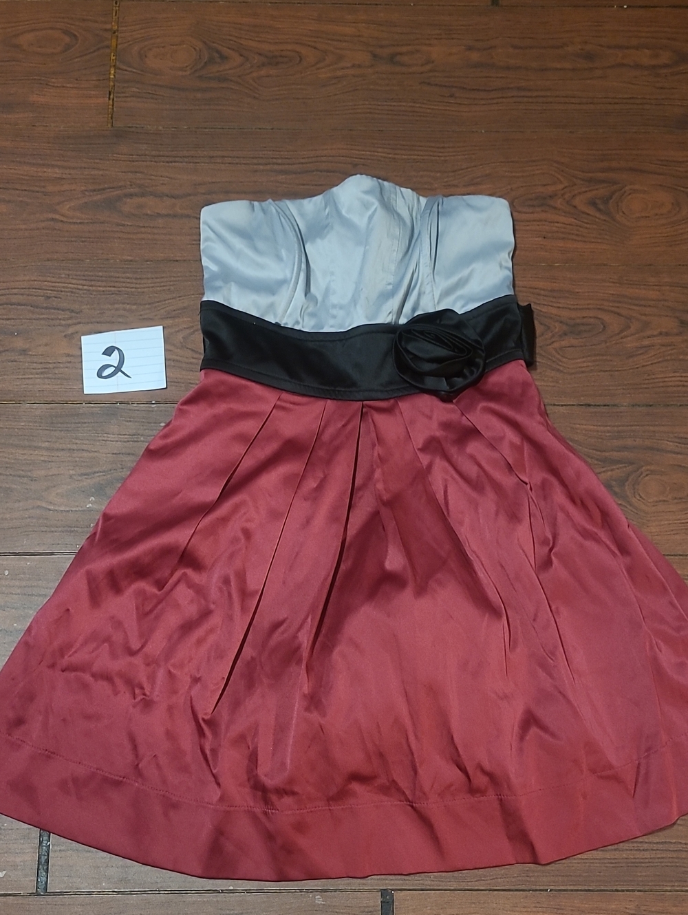 Homecoming, prom, cocktail dress w/ pockets size 3